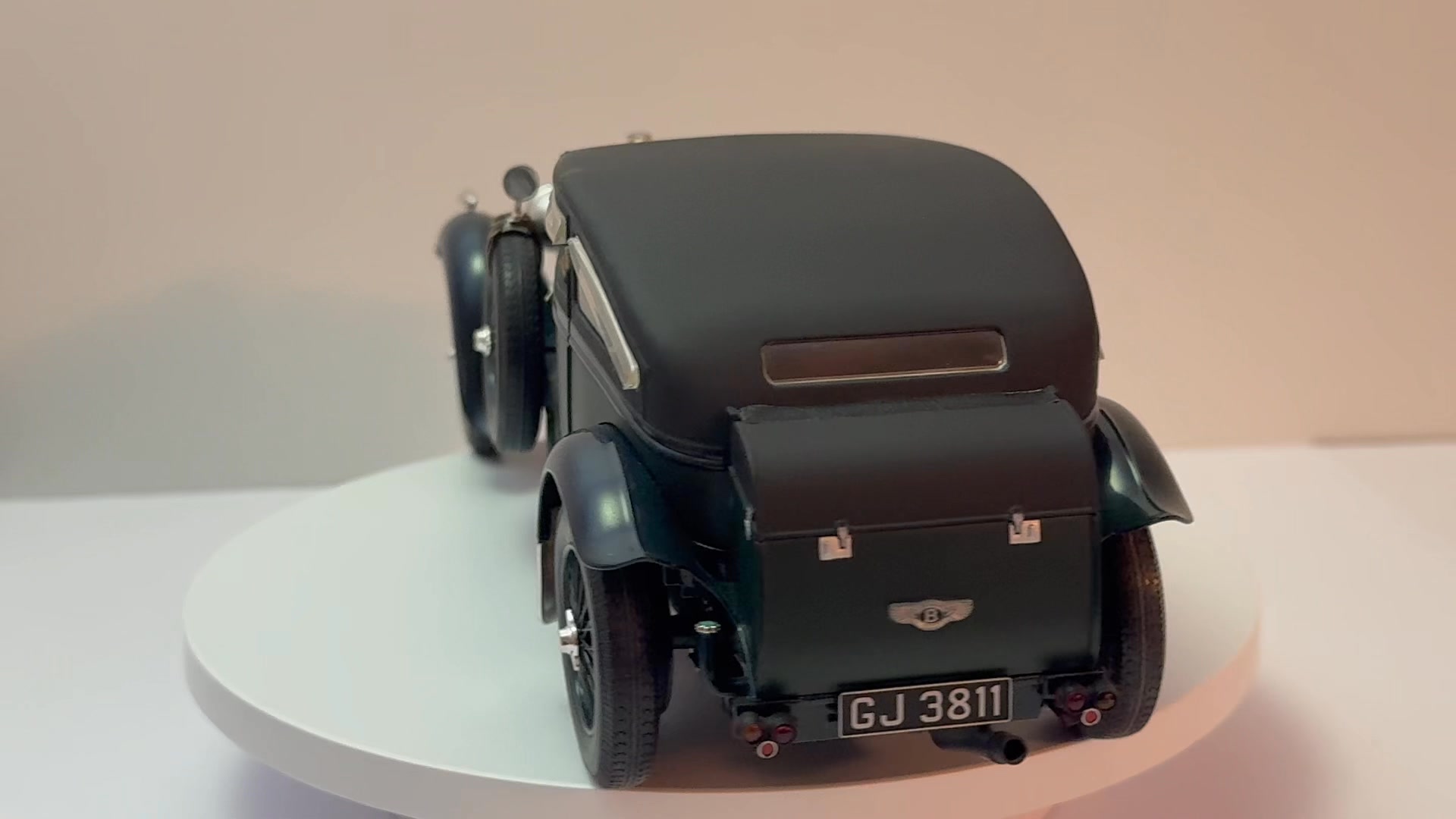 1/18 MINICHAMPS - BENTLEY - 6-1/2 LITRE GURNEY NUTTING BLUE TRAIN