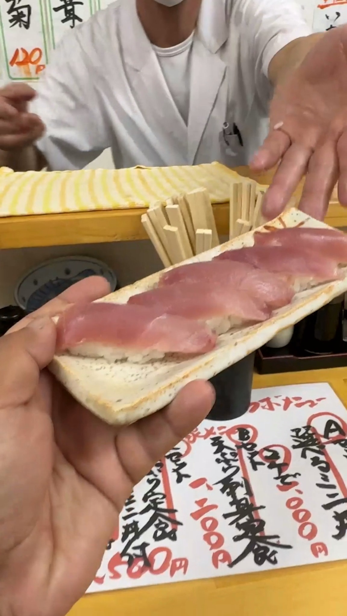 GENTLE TOKYO THE ANSWER NUMBER SEVEN オマケ I ate the world's cheapest sushi in Japan for just $0.07 USD at
