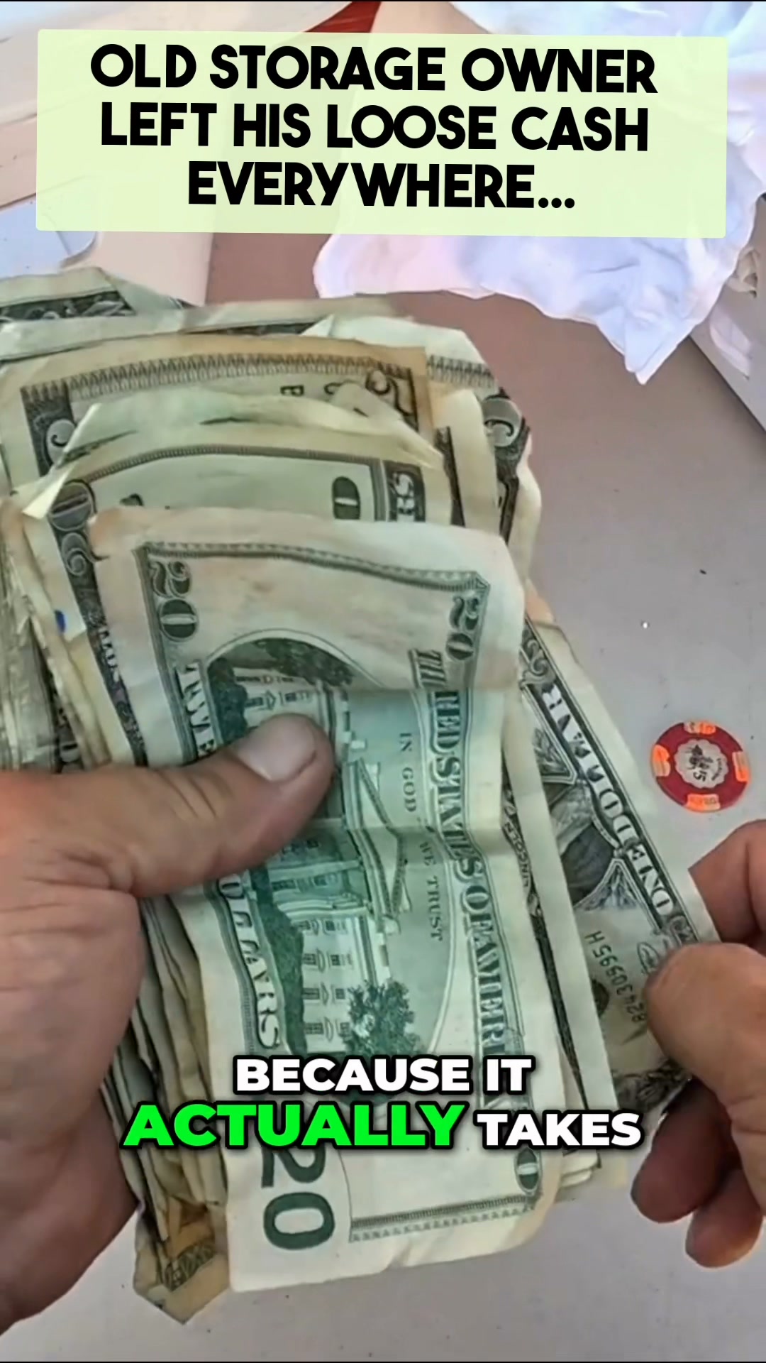 There's freakin money everywhere in this locker #LockerNuts