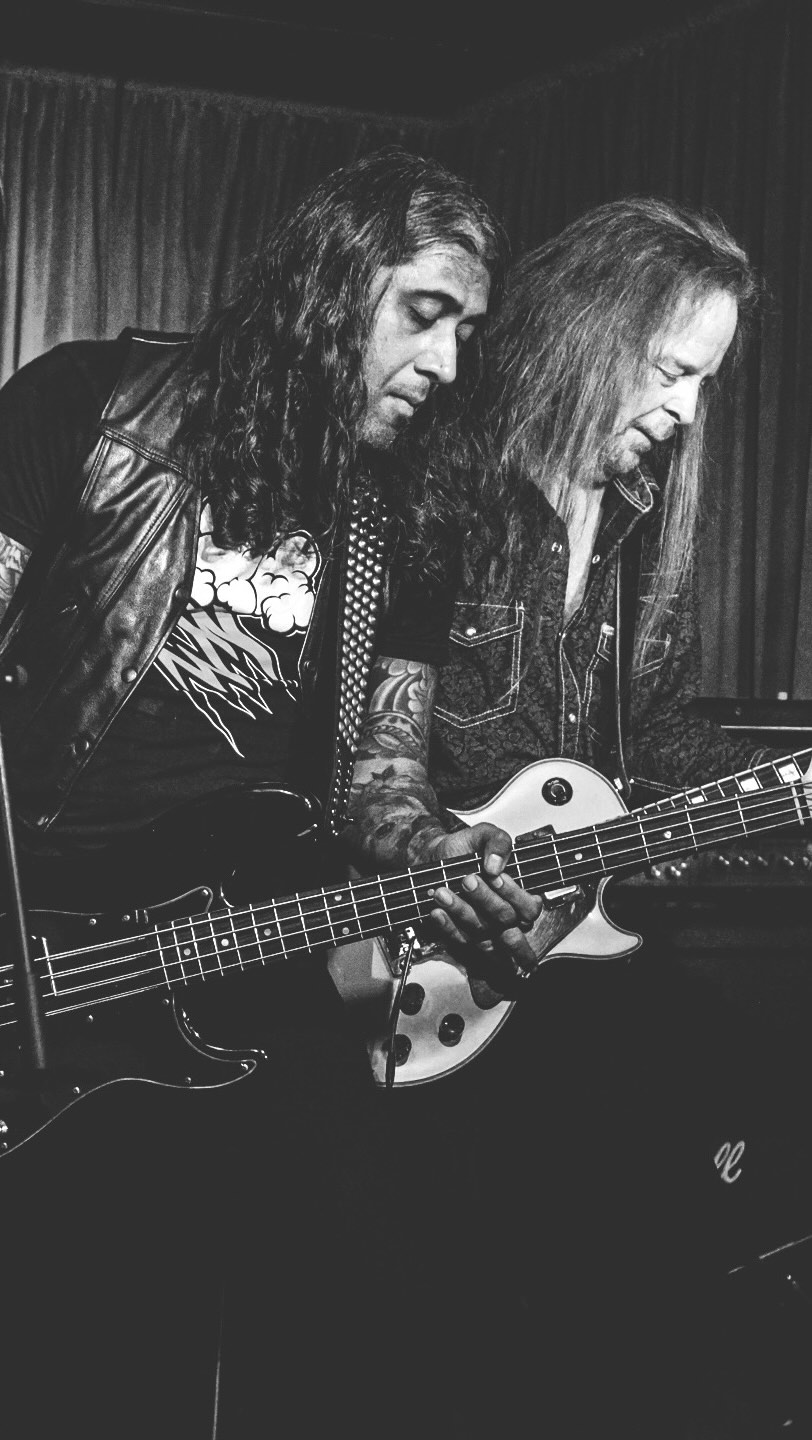 Thunder Lightning (@thunderlightningtribute) • Facebook