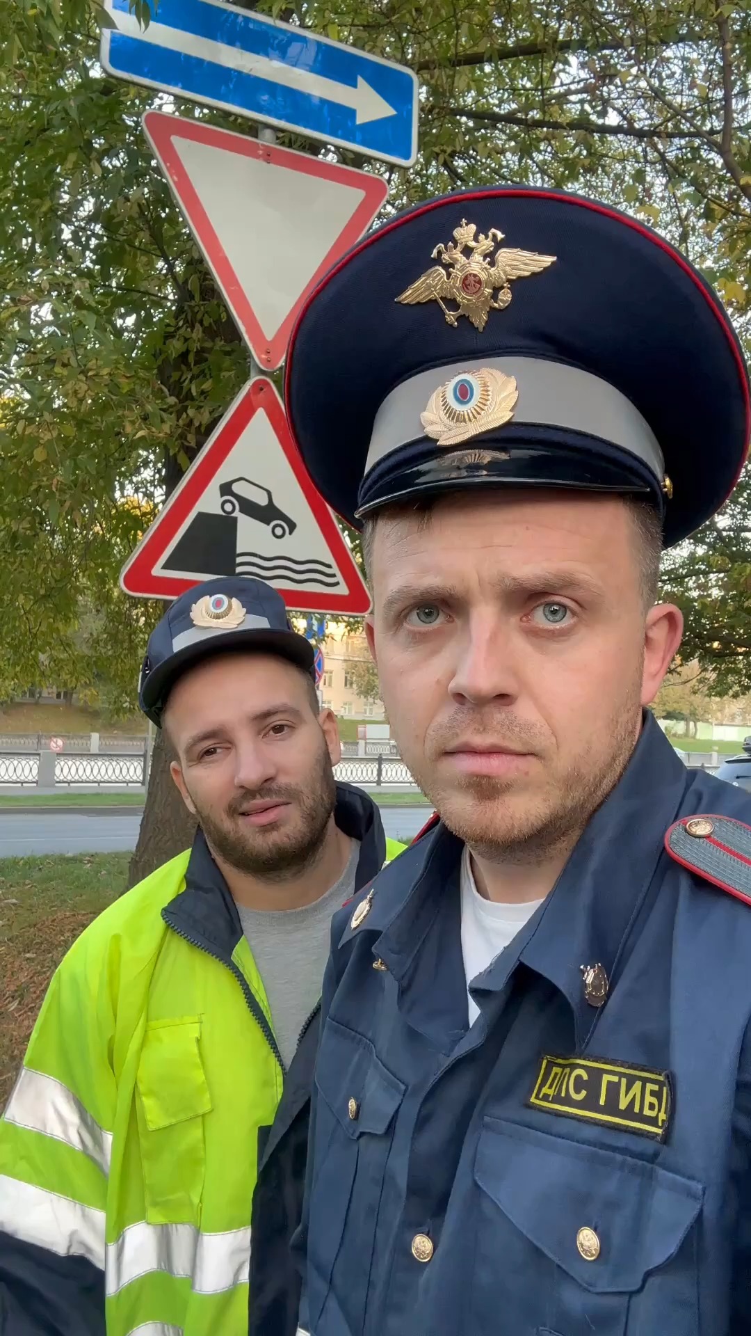 🚔A typical day for a traffic police inspector #typical #traffic ...
