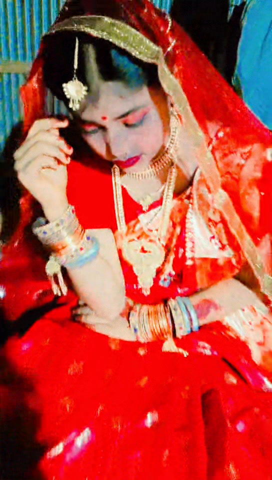 Antora Rani Mohonto on Reels | Facebook