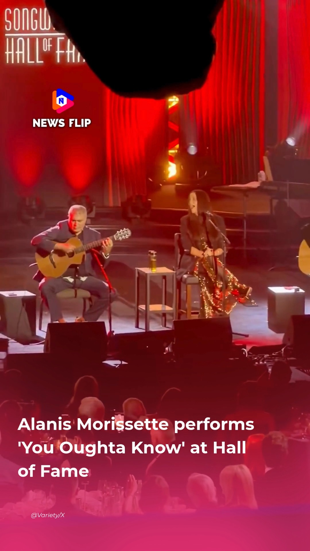 ミュージック NEWS LIVE Alanis Morissette delivered a live performance of her hit “You