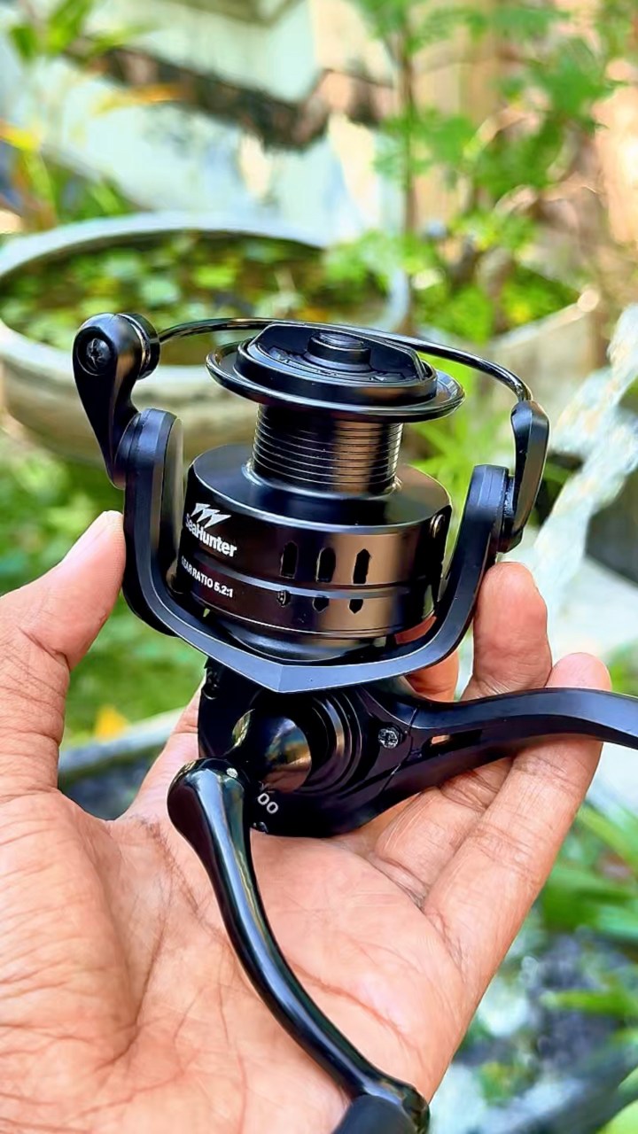 roda shimano wh-r561 Wheels WH-RS171 700C Wheel, 10/11-speed, 12x142mm E-Thru, Center Lock disc, Black, Rear : Sports & Outdoors The rim can accept Shimano Sahara 2500 FJ titaniumbolts Size:9'3