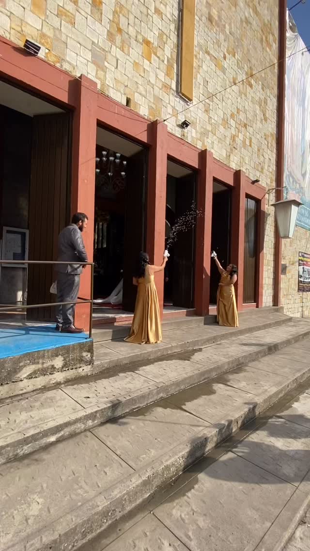 Salida Novios 🎻👰🏻🤵🏻‍♂️⛪️ | ARIEL NAVA | Facebook