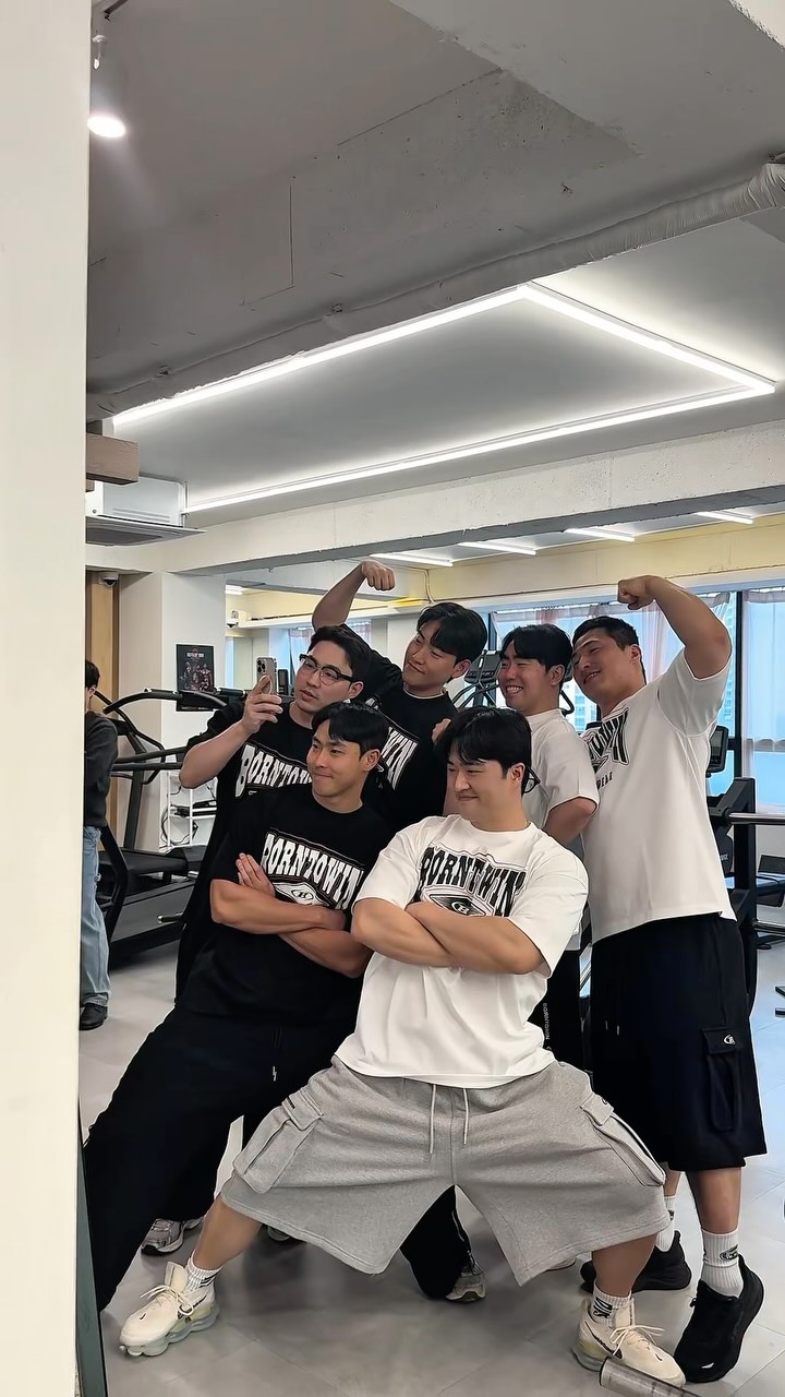 #본투윈 #슈퍼바디짐 @borntowin.co.kr 본투윈 브랜드에서 팀슈퍼바디 선수반을 응원해 주셨습니다 덕분에 스포츠모델 ...