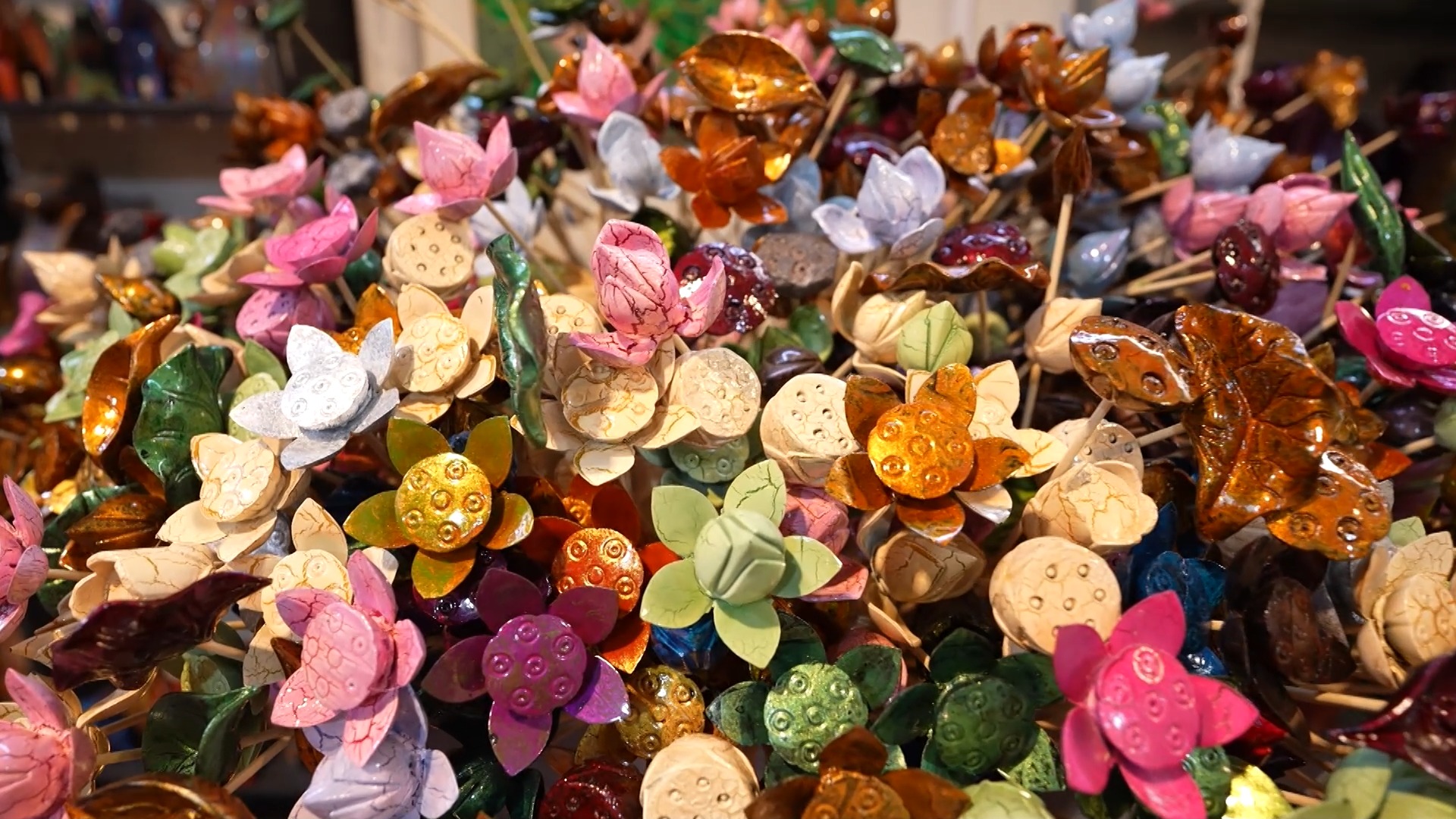 The centuries-old tradition of Vietnamese lacquer art in Hạ Thái