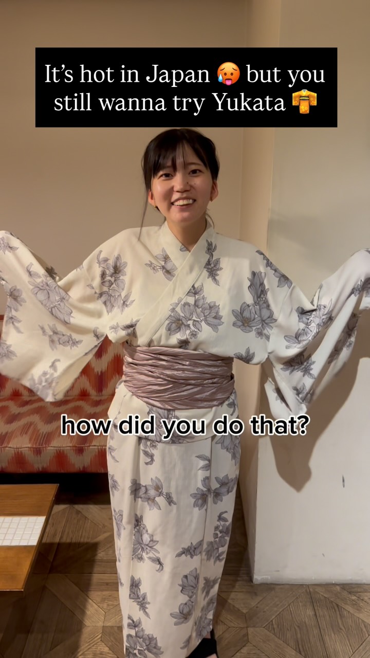 Young Japanese girls are obsessed with this modern type of yukata