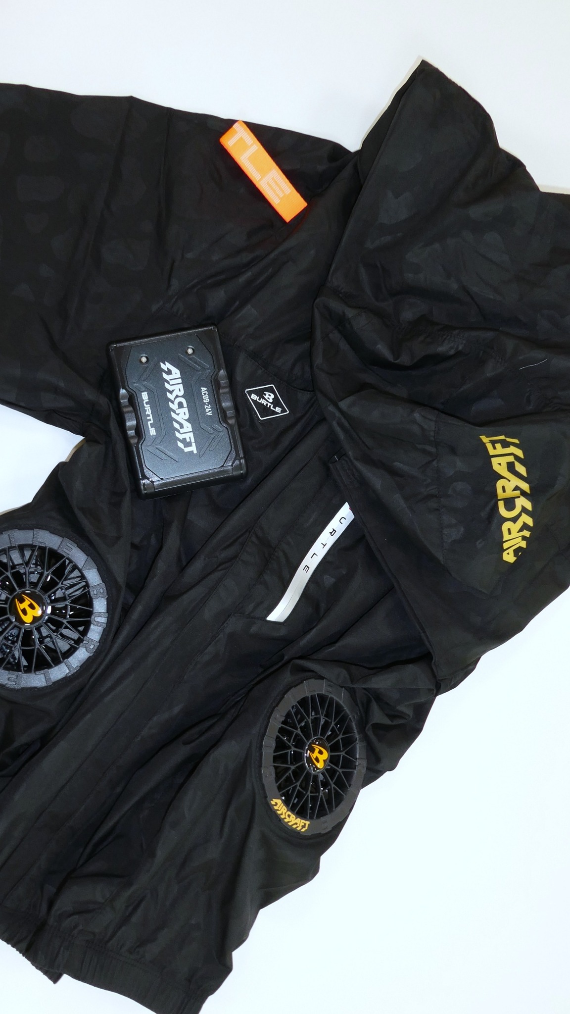 ちゃんBURTLE AIRCRAFT AC300 AC311 Summer is here!! The BURTLE AIRCRAFT Fan-cooled jackets are