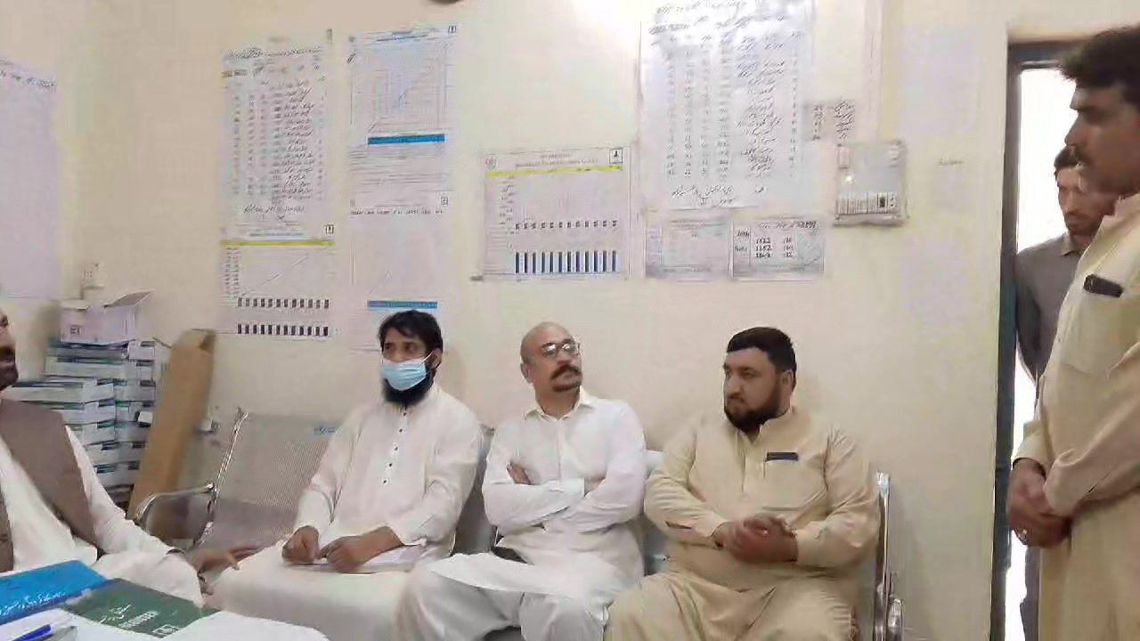 شیرگڑھ ڈسٹرکٹ ہیلتھ آفیسر مردان #ڈاکٹر__محمد_شعیب_خان آج ڈسٹرکٹ مردان ...