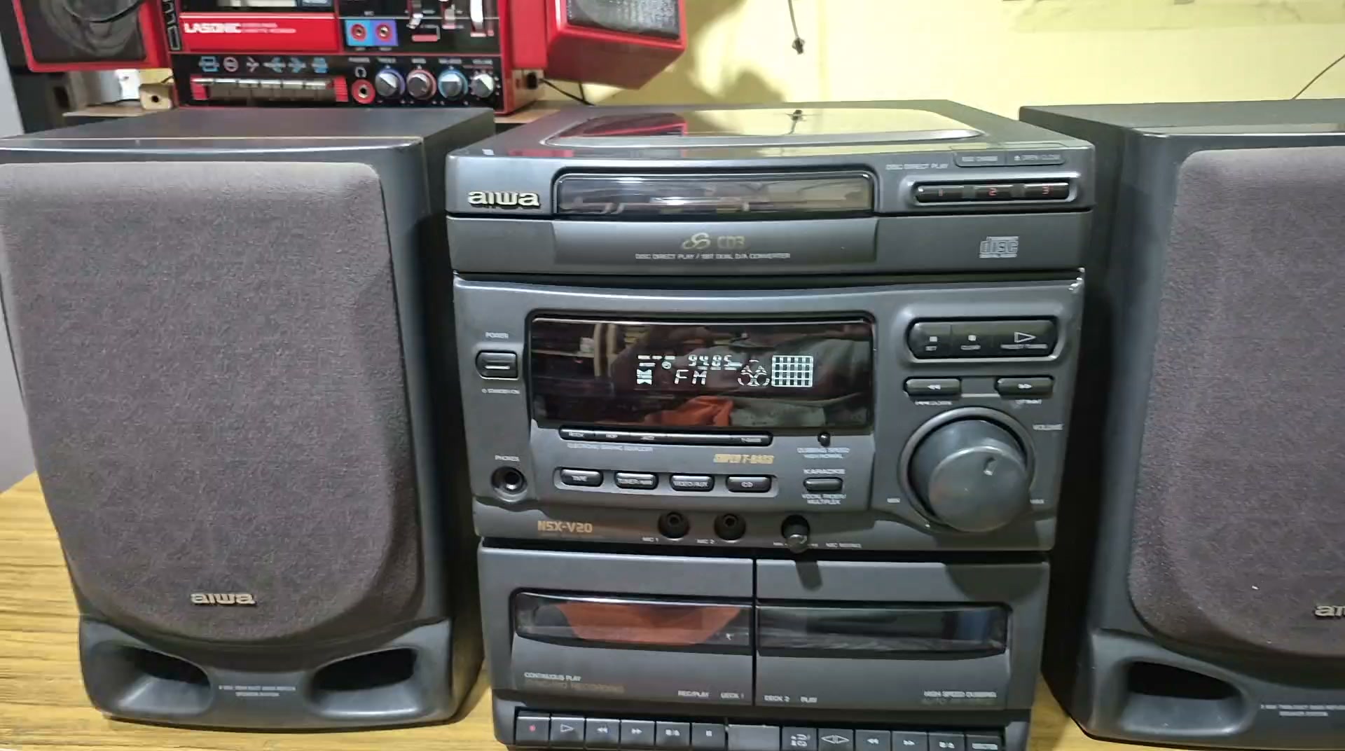 AIWA 100CD automatic changer system DX-C100M2. 100 DISCS !