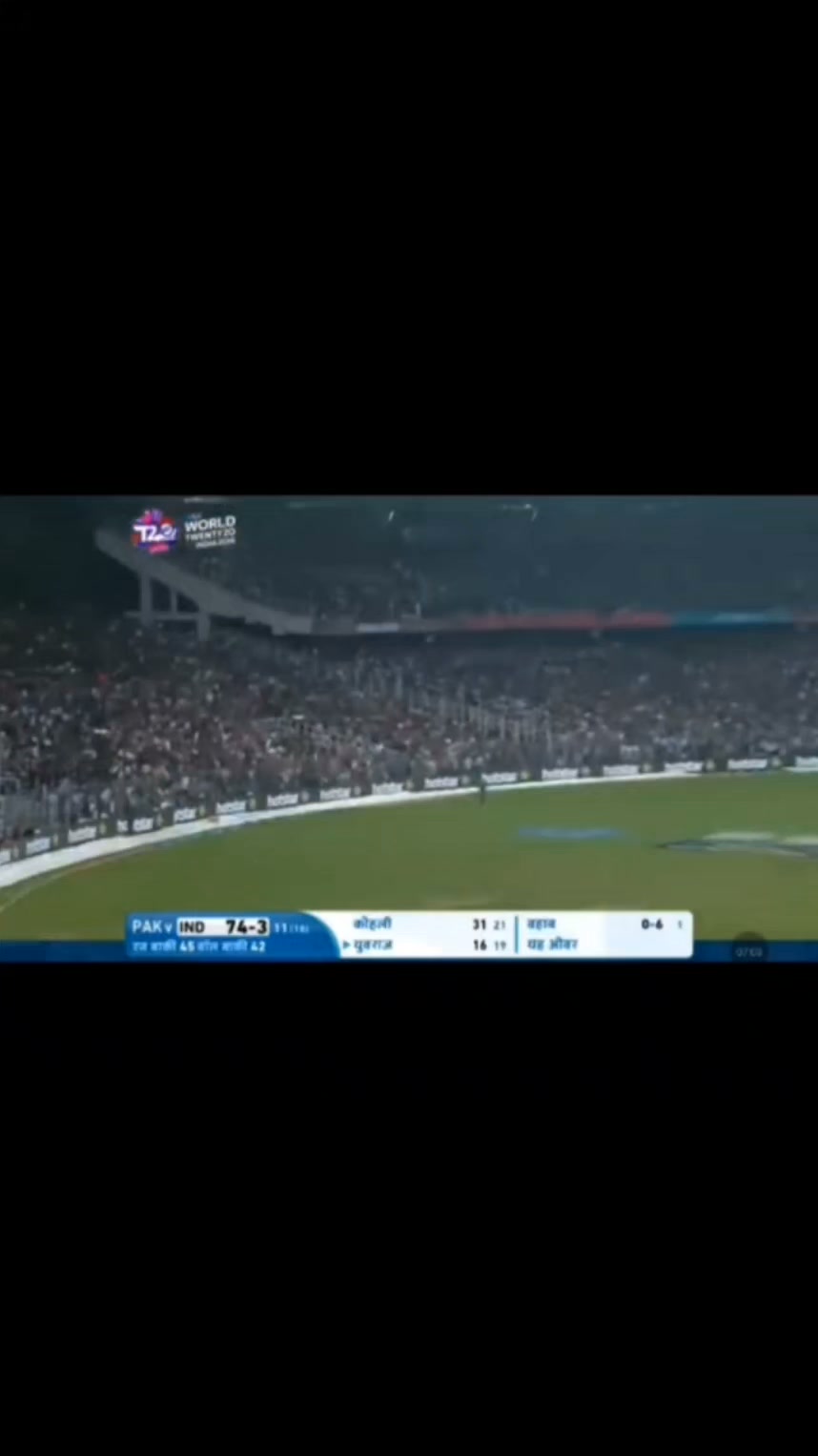 Fans From Dubai Cheers Kohli Kohli! #viratkohli #reels #indvspak