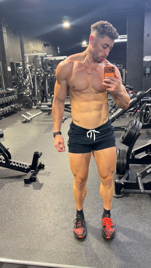 Hayden Monteleone added a new photo —... - Hayden Monteleone