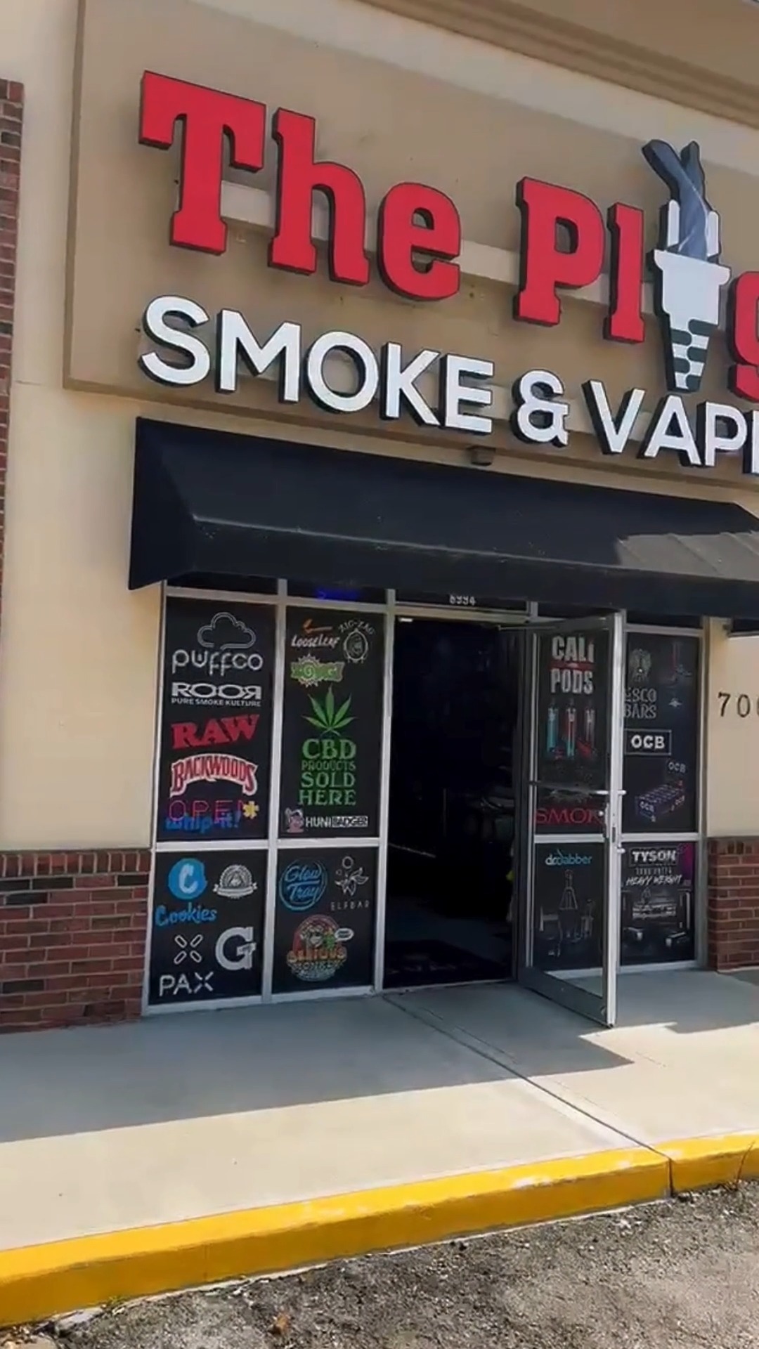 the plug smoke and vape Looking for a premium retail experience?, Visit for trusted brands, friendly service, a thoughtfully selected range of products—all in one place., ., ., 📍 6994 NW 83 St, Kansas City, MO cartridge Sabor:Sour Fucking Fab how to fill a