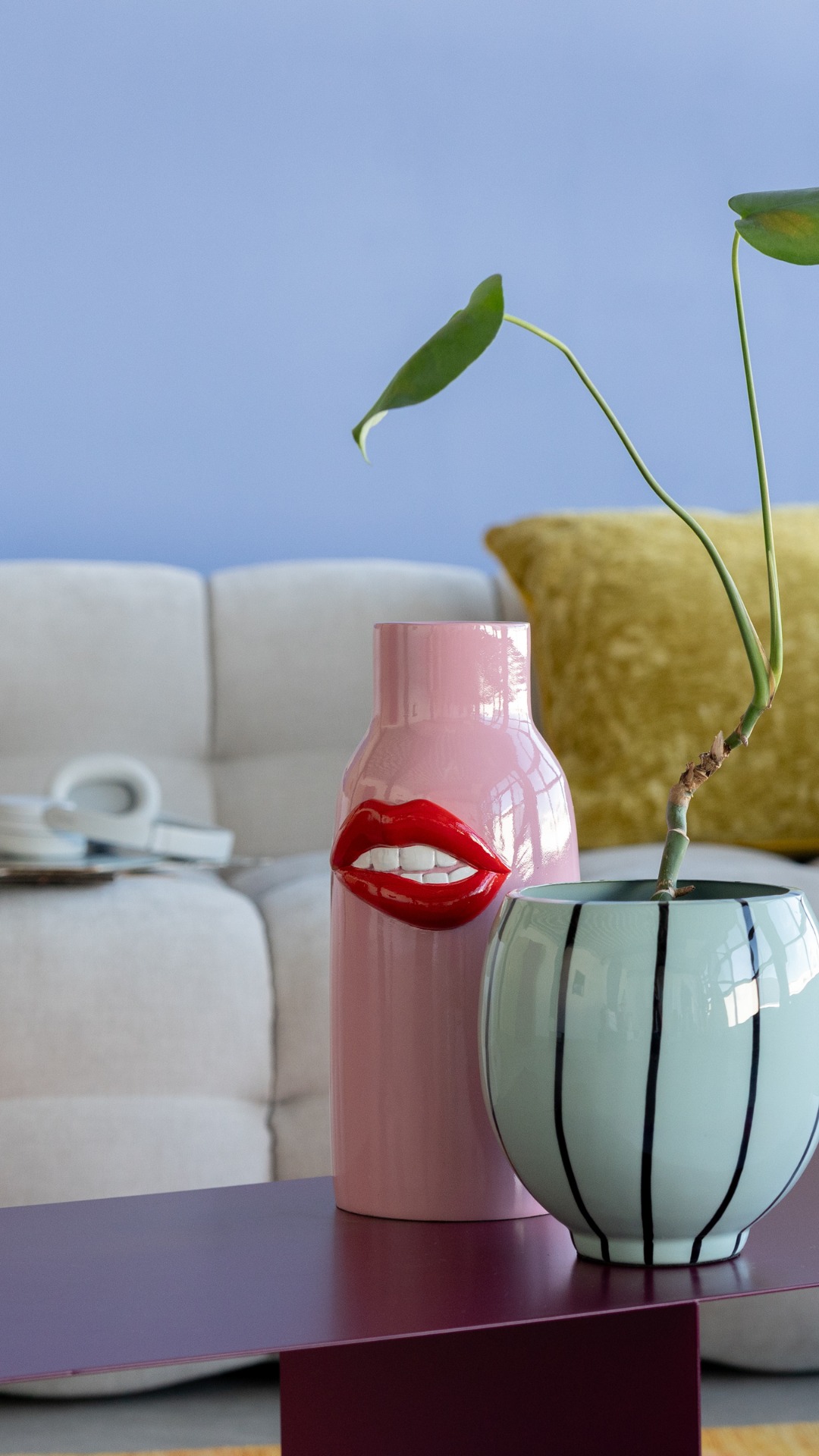 a total eyecatcher here to disrupt your shelf game. 💋, The Vase ‘Cheeky Lips’ is unapologetically bold, impossibly glossy, and ready to steal the spotlight. | KARE Design