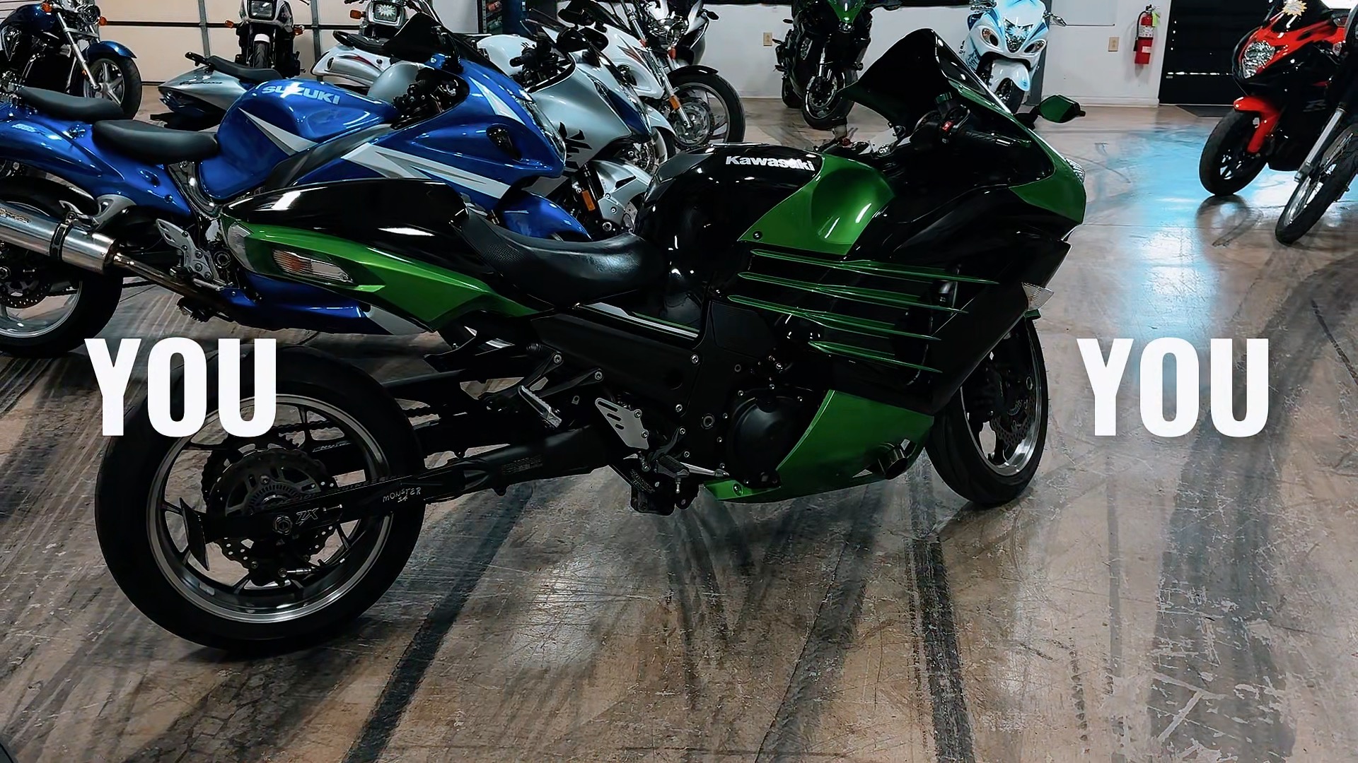 ユウ 2013 Kawasaki ZX-14R (Preowned) - 6,600 Miles - $17,999 Stretched