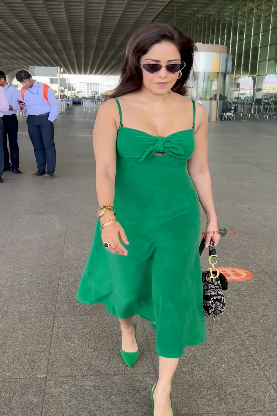 Nushrat Bharucha beautiful green dress airport fashion #NushrrattBaruccha #fashion | Everything here and there