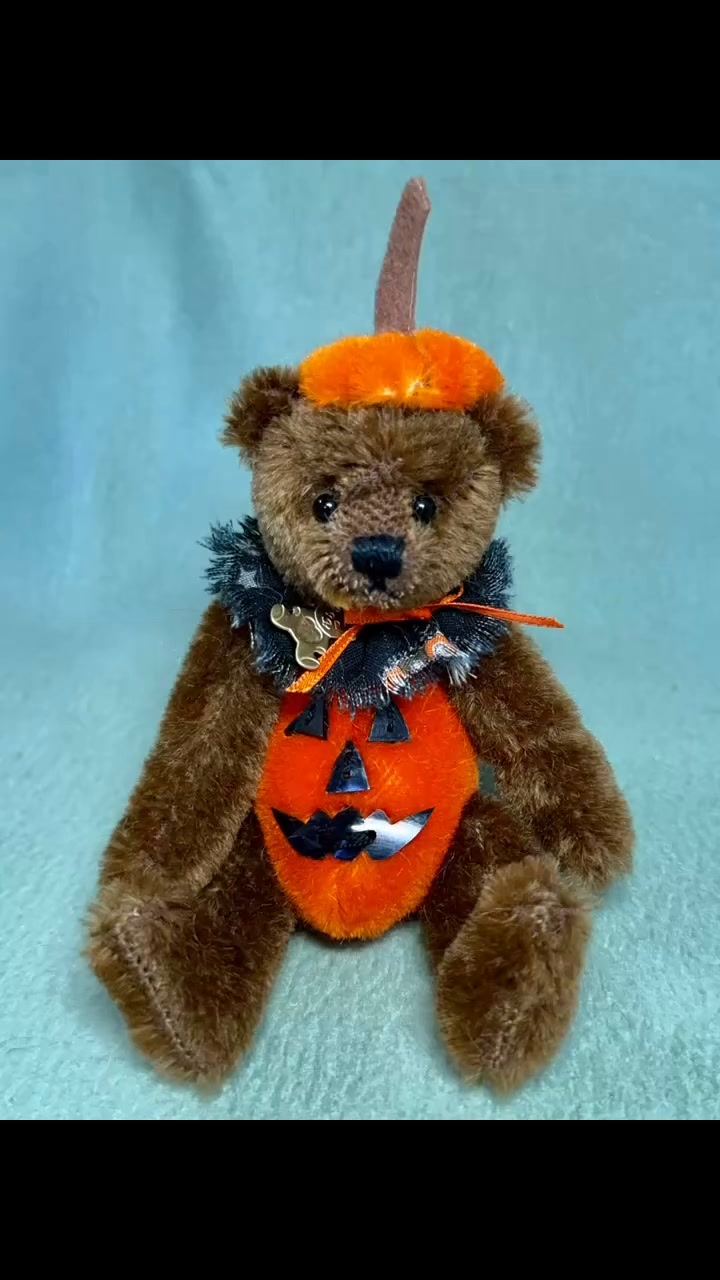 BARRON TEDDY BEARS by Sharon Barron (@BarronTeddyBears) • Facebook