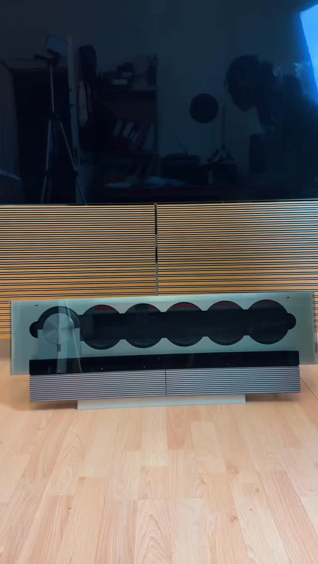 A Bang & Olufsen classic duo 👀✨ BeoSound 9000 + BeoLab 8000
