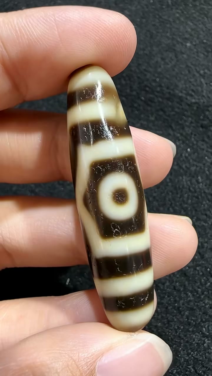 纯系宝盖三眼天珠尺寸12.5*48.2
