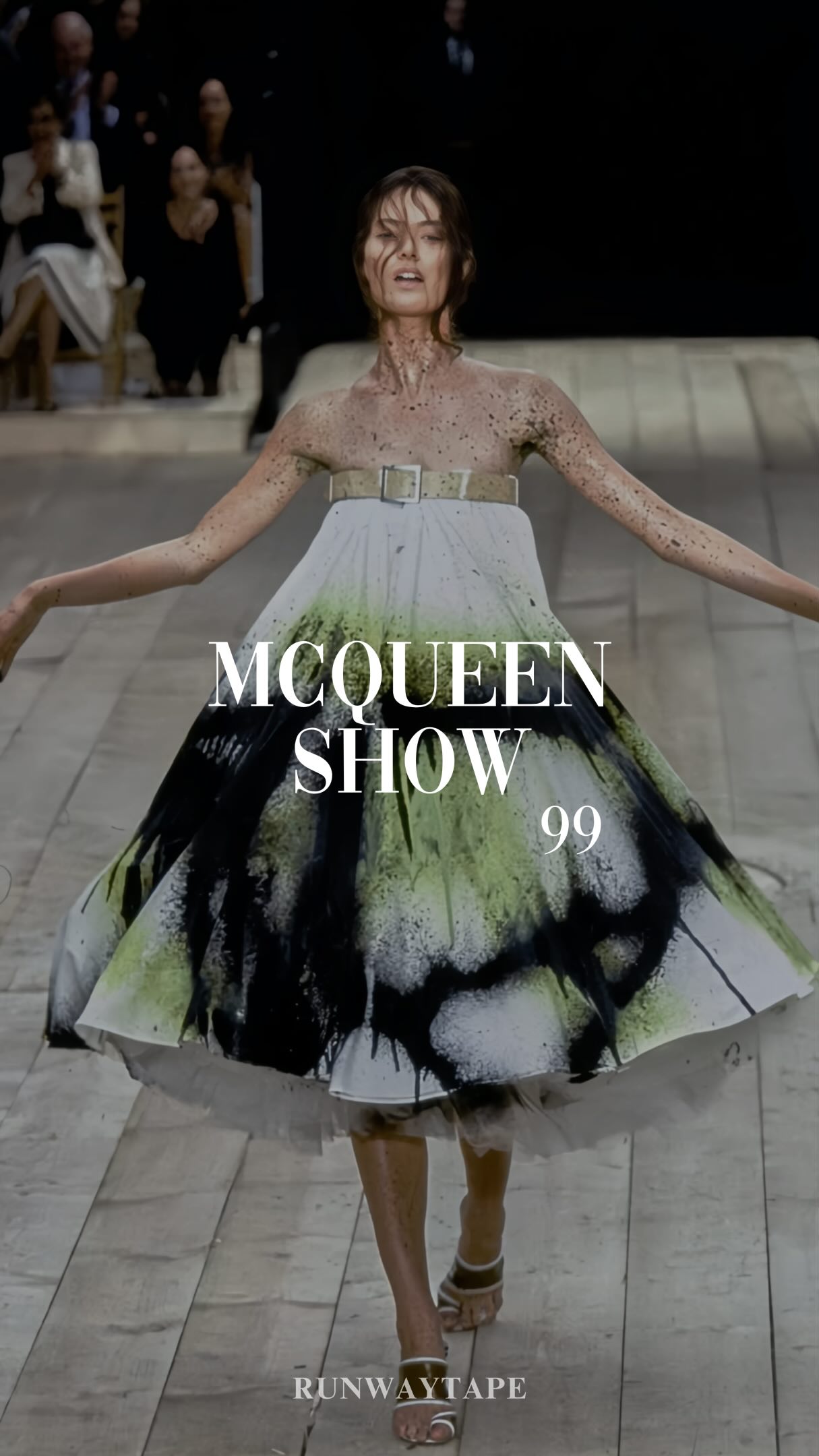 alexander mcqueen 1999aw アーカイブ Alexander McQueen's 1999 runway finale remains one of the most