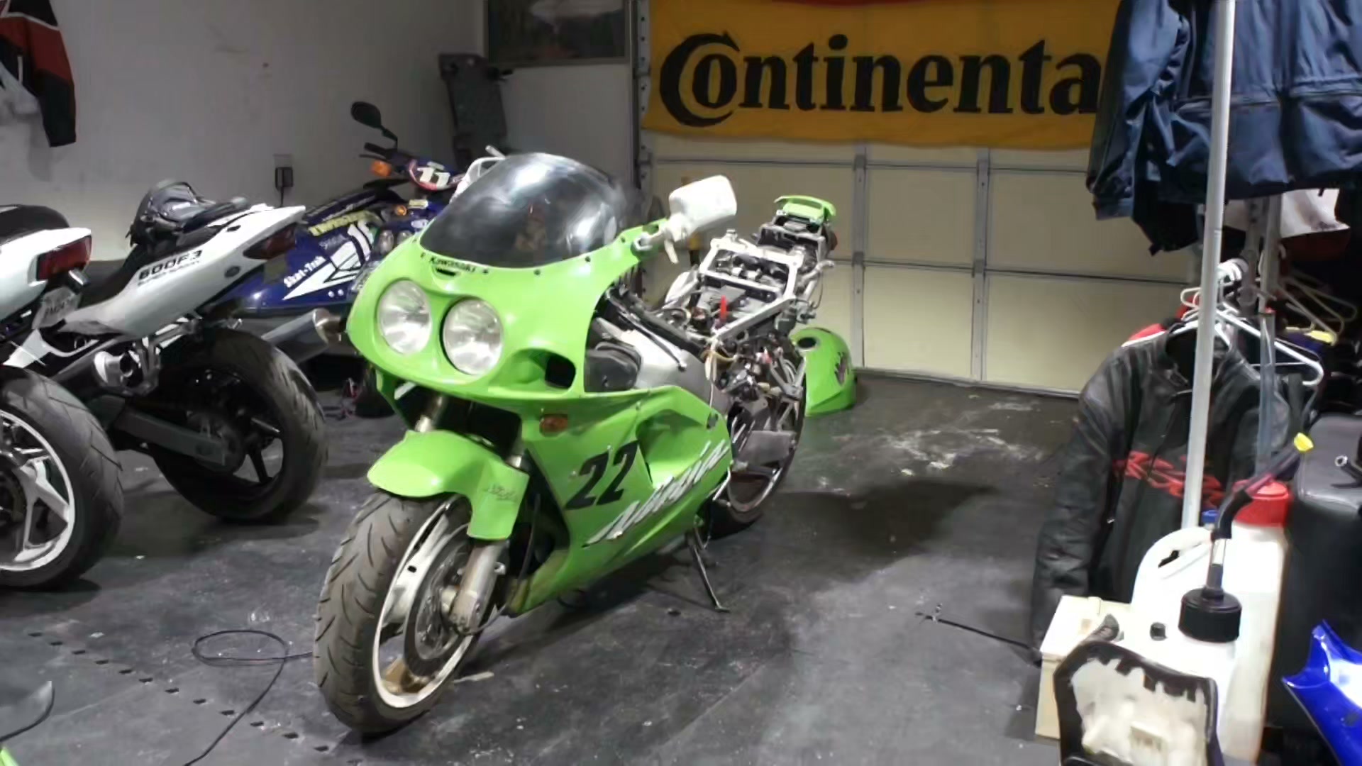 Ep1 FINDING A RARE 1995' Kawasaki Ninja ZX7 in Someone's Old Barn