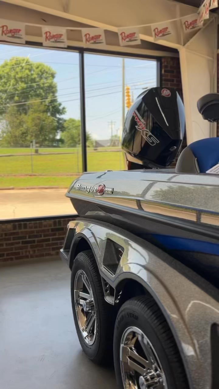 $10,000 OFF of this Ranger Z519! 👀 www.anglerschoicemarine.com #boat # ...