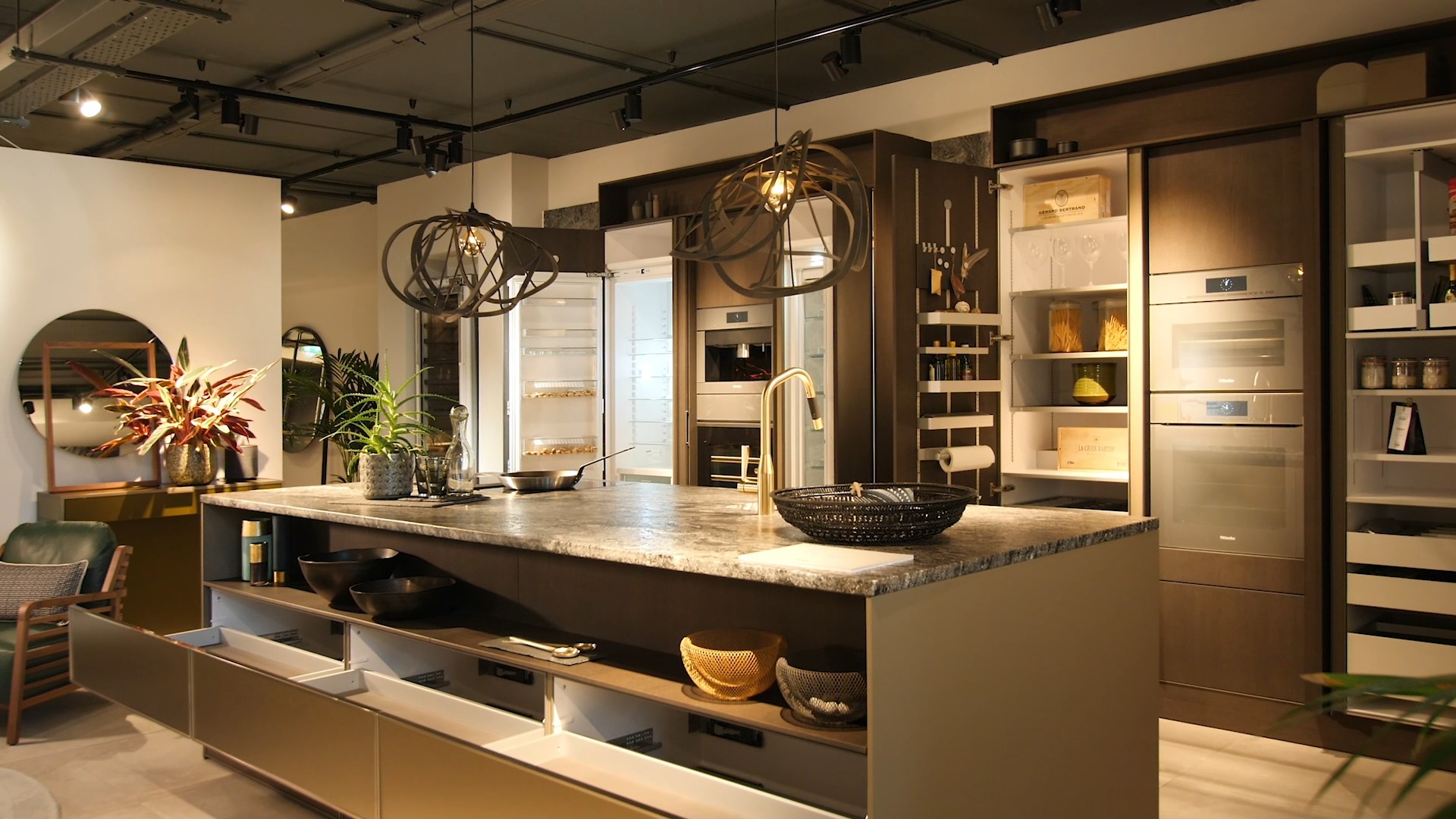 Arena Kitchens Revealed: Transform Your Space Today!