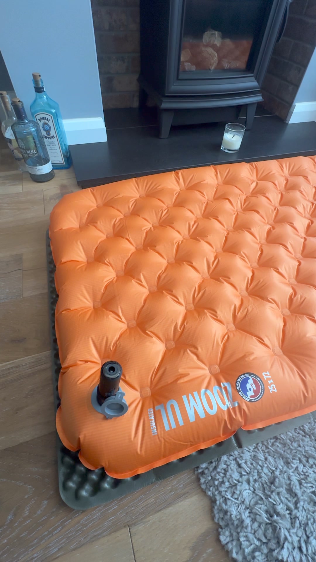 Ultralight Mini Air Pump for Inflating & Deflating Inflatable Pads and Air Pillo