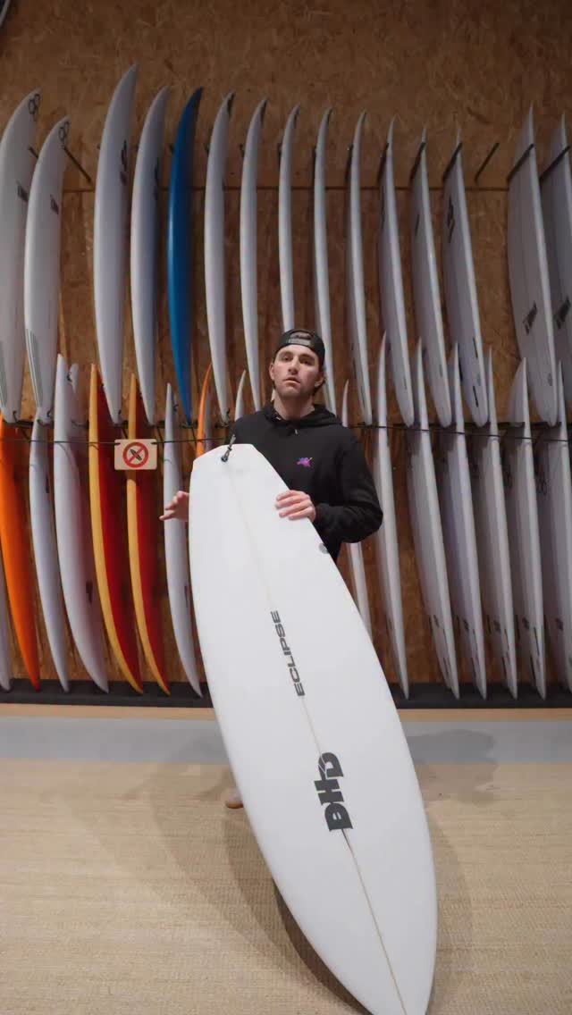 Review de la dhdsurf eclipse , Un shortboard accessible pour les petites vagues , Avec pas mal d options de fins set up , ABONNE TOI POUR SUIVRE LES PROCHAINES REVIEWS , , , Review of the