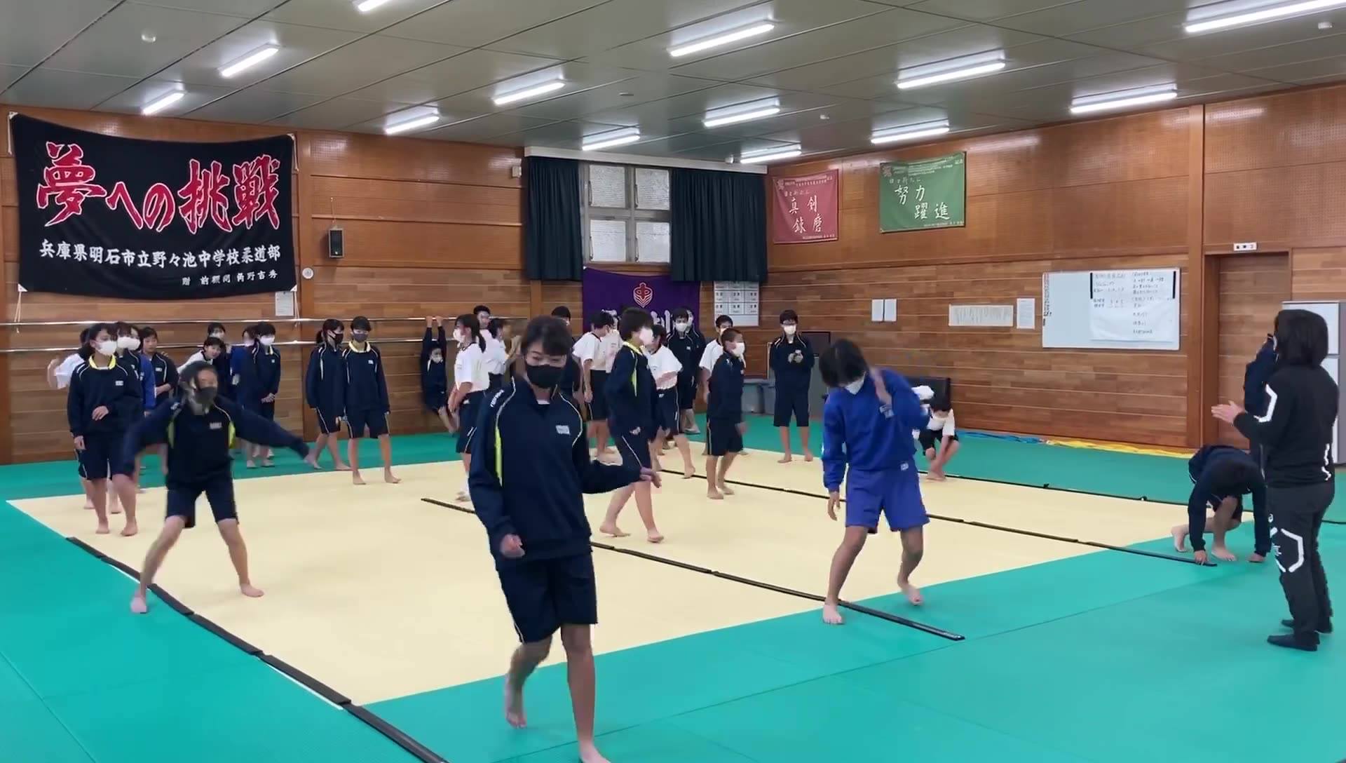 明石 市立 野々 池 中学校