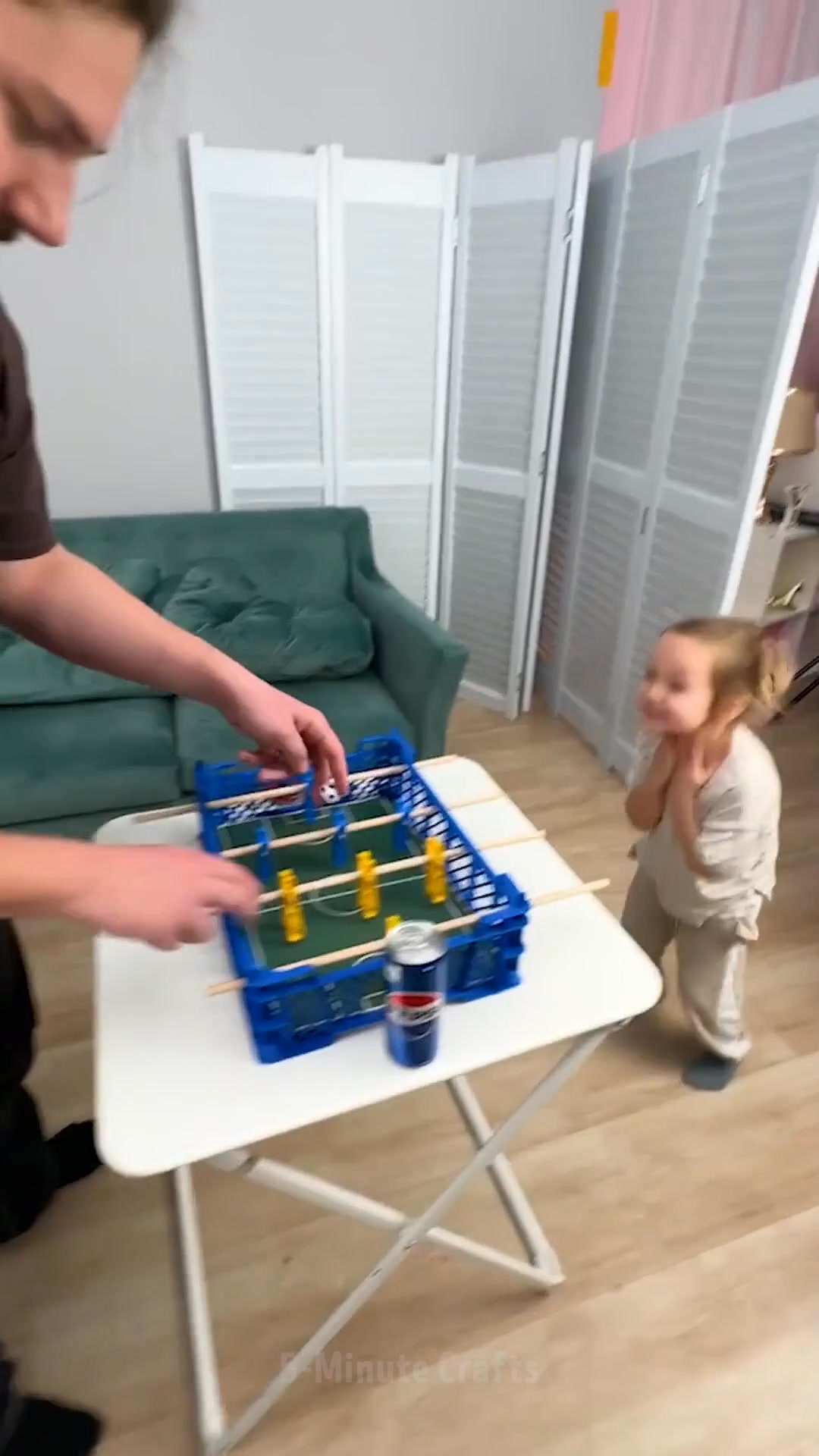 DIY mini foosball box | 5-Minute Crafts Men | Facebook