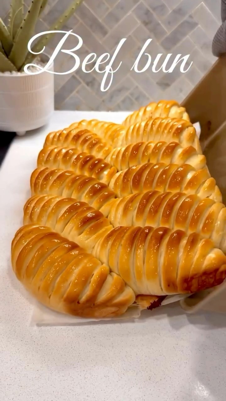 Delicious Beef Bun | Foodzizzles