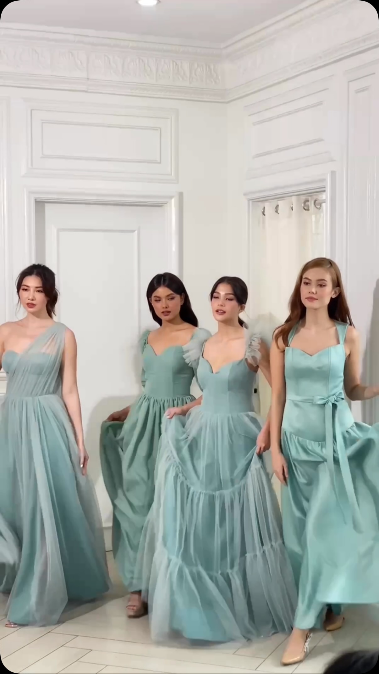 fashion designer in dress to impress sage. This color has always been a classic for parties such as weddings, debuts, and other occasions. You can never go wrong wearing these chic looks, SHOP NOW! , Reach out: , Black A line tulle Color:Ivory Shantung 2/34 Diseñador de moda
