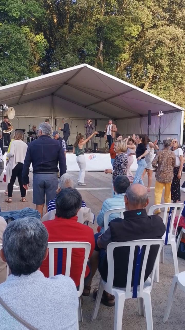 Esplanade Salies De Bearn Batz Sur Mer