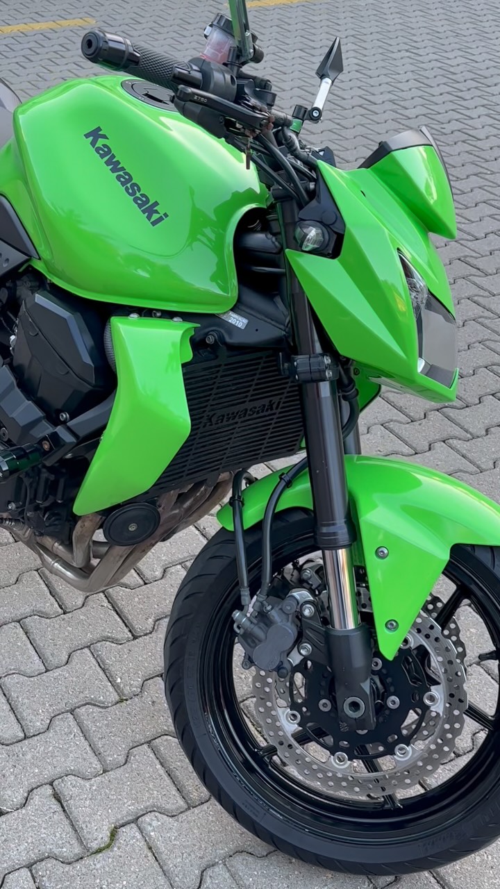 🏍️ KAWASAKI Z750 – 2011 ✓ Moto em excelente estado de