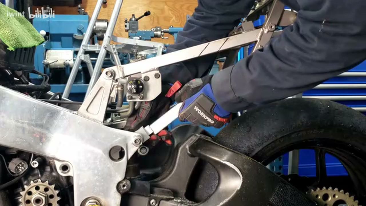 Project ZX7 X Ninja_Kawasaki Restomod: Chasing the Impossible 200