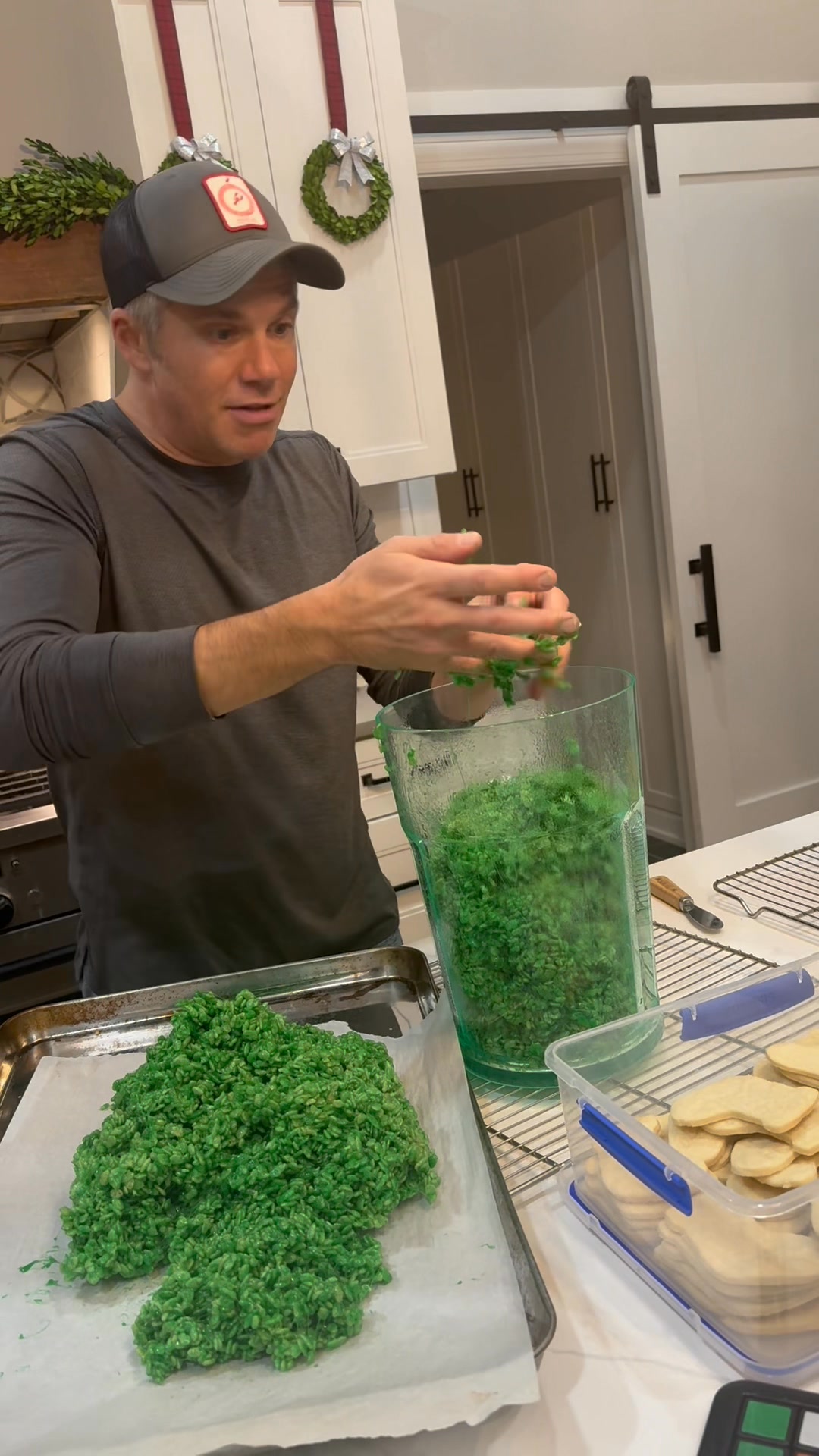 TRYING TO MAKE A RICE CRISPY TREE #Dad #meteorologist #baker #desserts ...