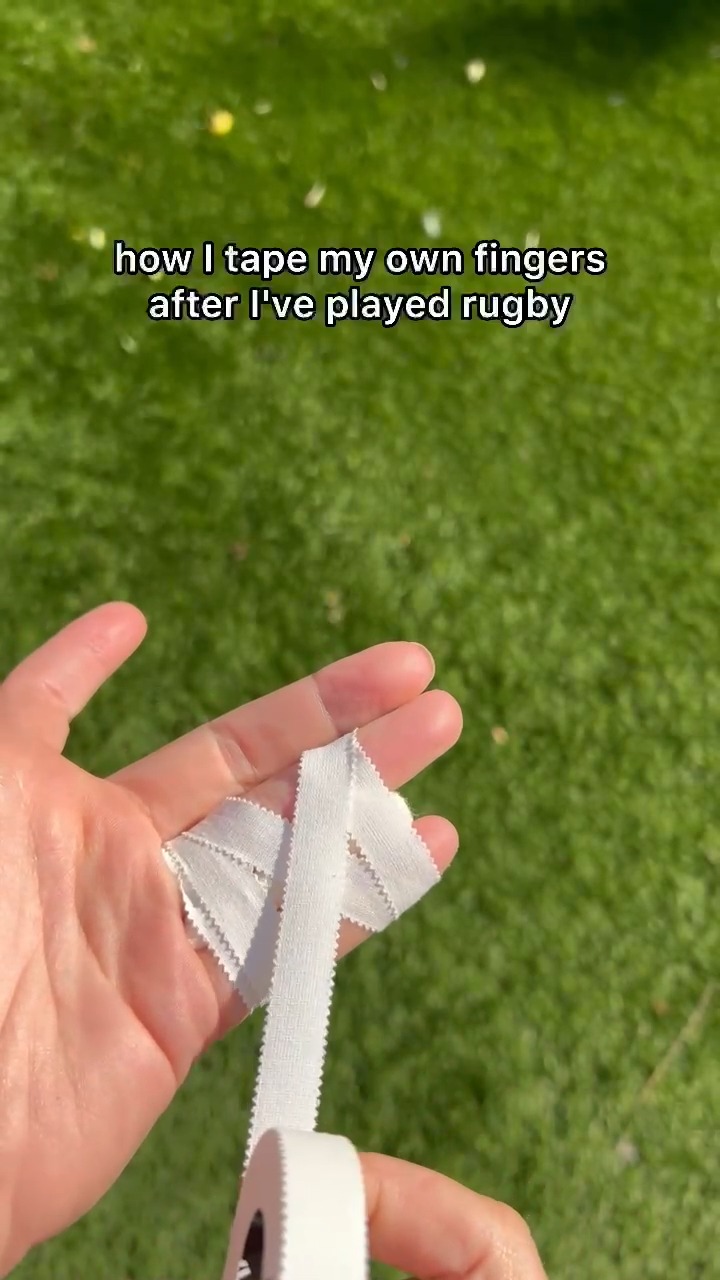 Self Finger taping for Rugby! This is how Beth Jefferies likes to tape ...