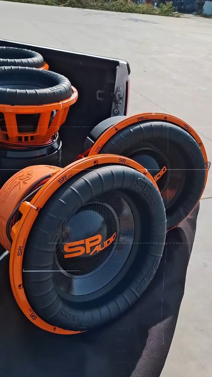 SP-15X (6K) vs SP-15XXX (10K) Italian engineering designed to