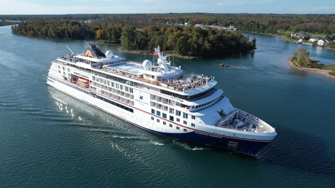 Happy Freighter Friday!! We caught the beautiful Hanseatic Inspiration ...
