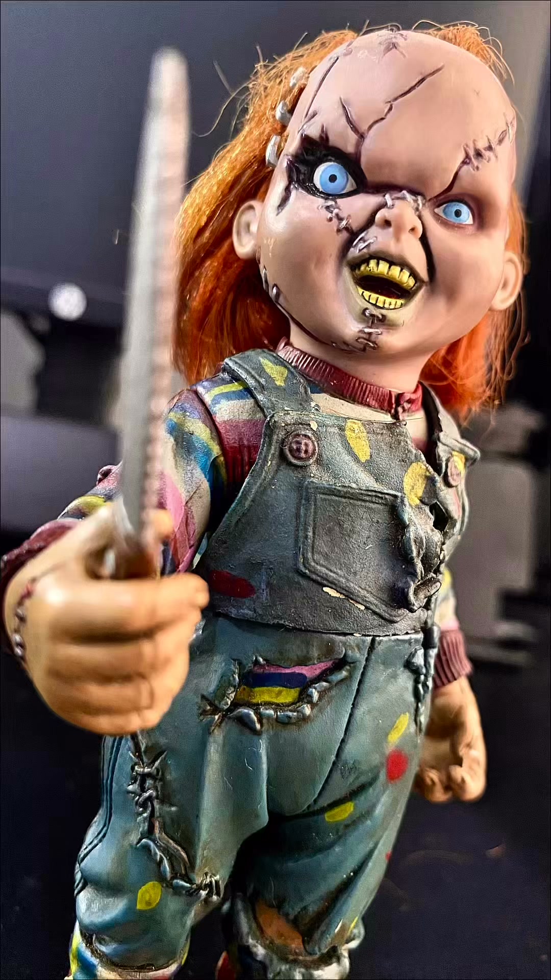 McFarlane Toys Bride of Chucky フィギュア From McFarlane Toys: Chucky from Bride of Chucky! Scarred face