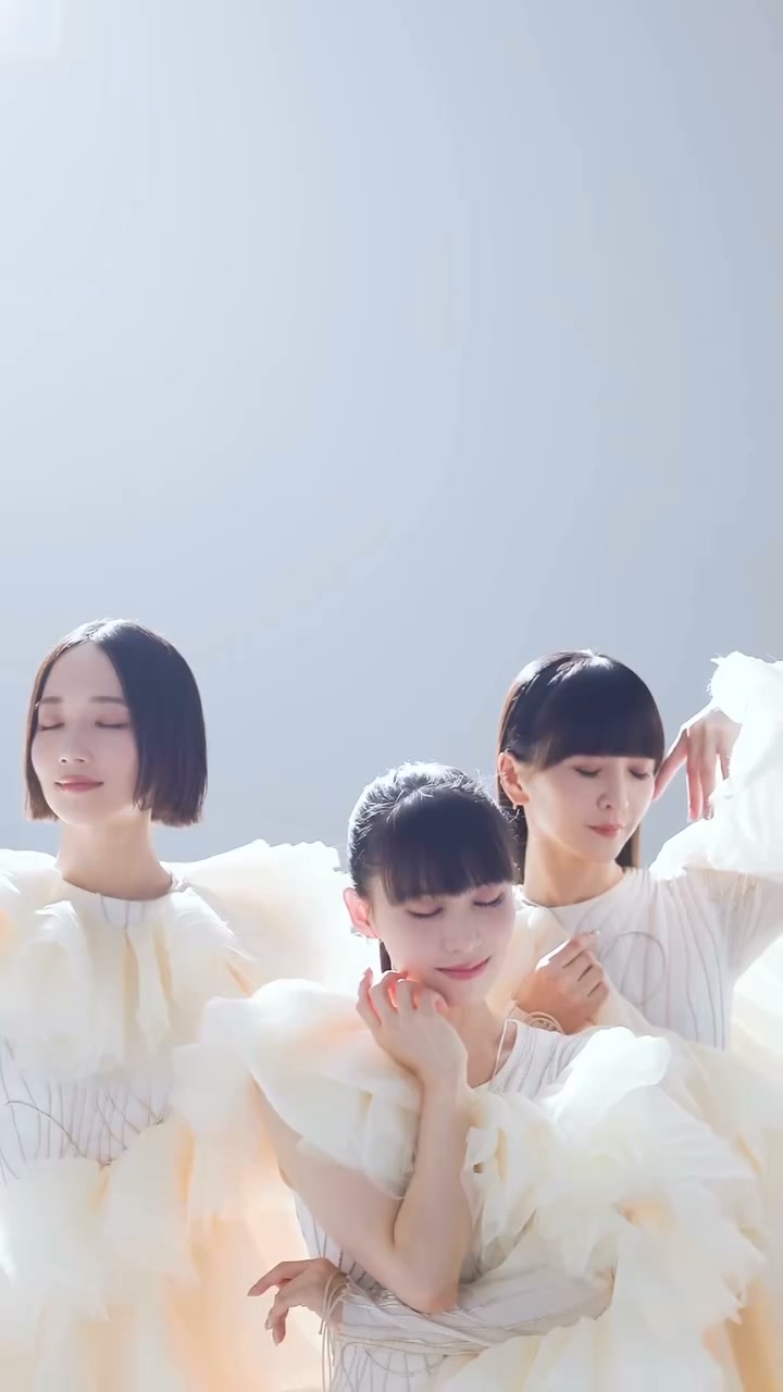 けいかい&あ〜ちゃん 🎬Perfume💖🌟👠🎶 (*˘︶˘*).｡.:*♡🤍🤍🤍🕊✨️ #perfume #パフューム