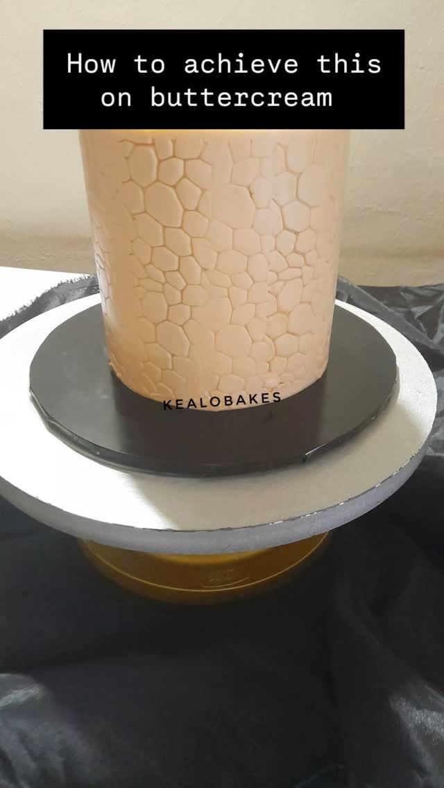 Achieving this embrosser effect is easy on buttercream cake. 1. Use a ...