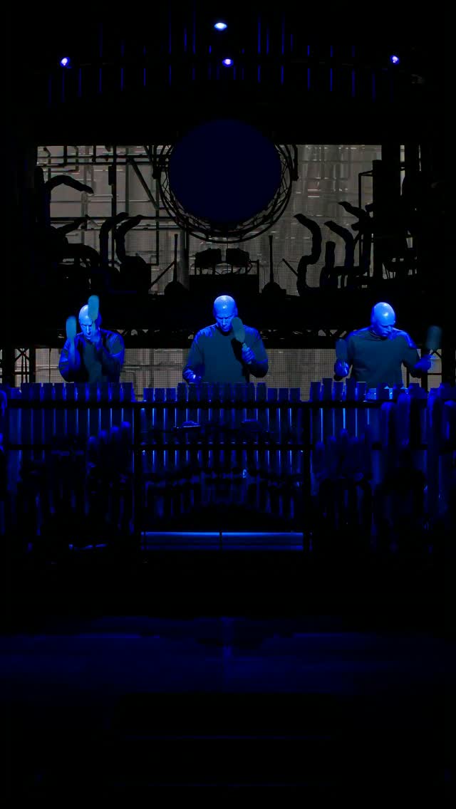 Blue Man Group (@bluemangroup) • Facebook