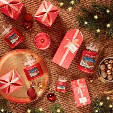 I’m back on QVC for another hour of expert advice and the exclusive The Yankee Candle Company TSV. Have you got yours yet? , Shop Now http://ow.ly/7WYD30mBZ9l