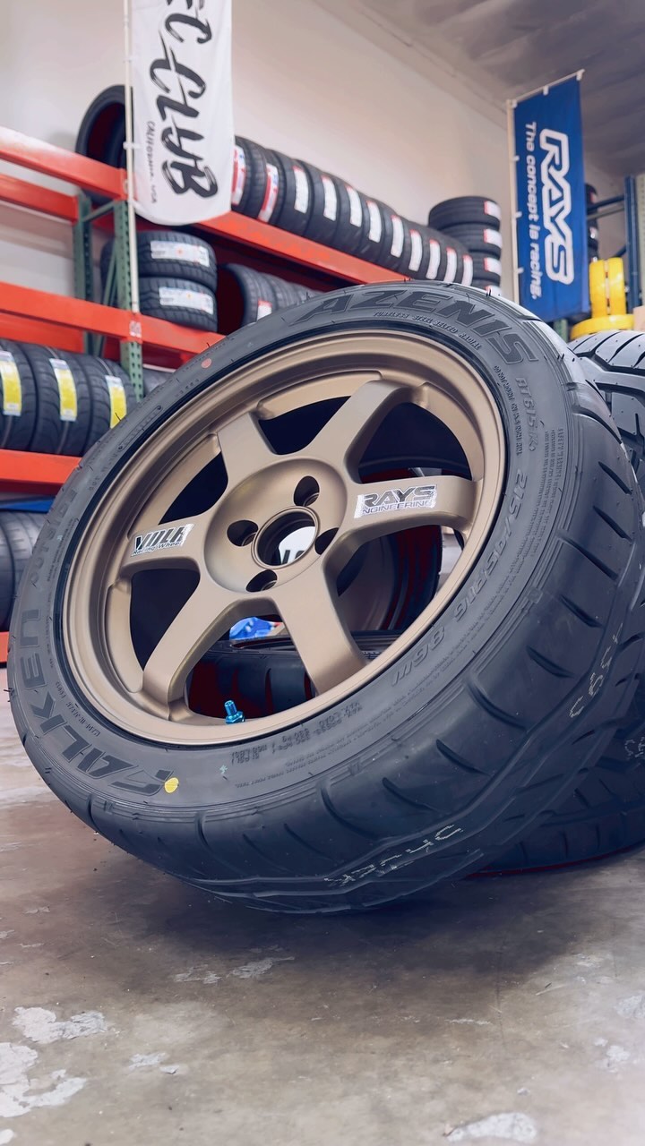 Enjoy the weekend ✌️ 215/45/16 Falken Azenis RT615K+ on 16x7