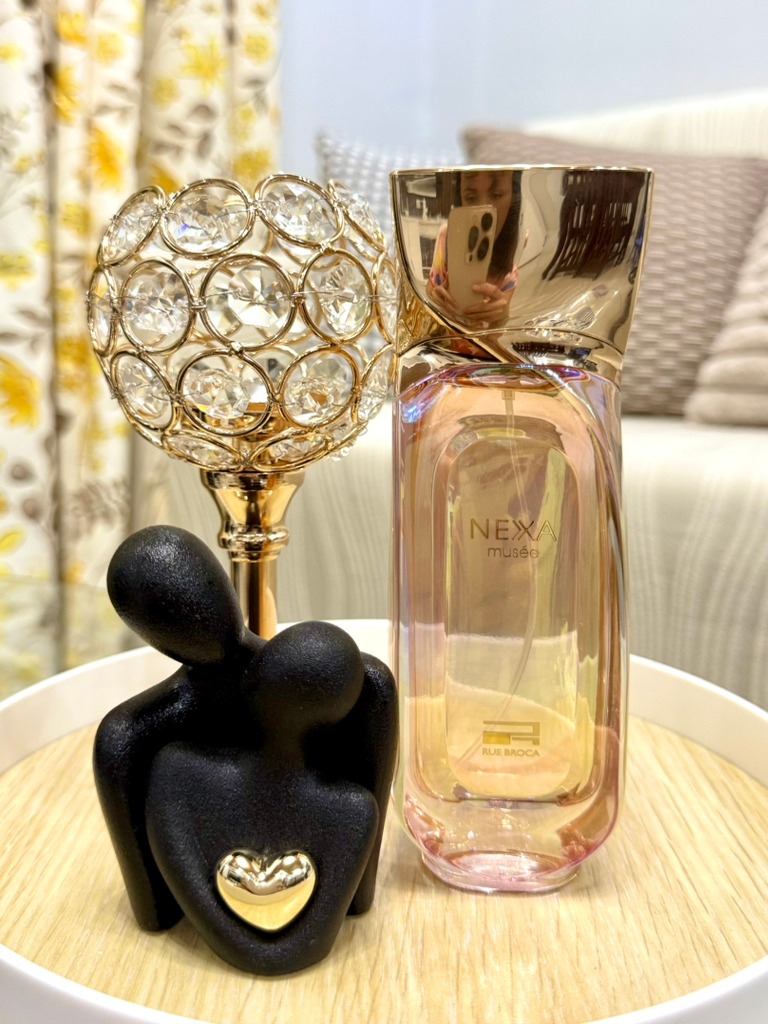Nexa Musée by Rue Broca is a floral fragrance for women. It's