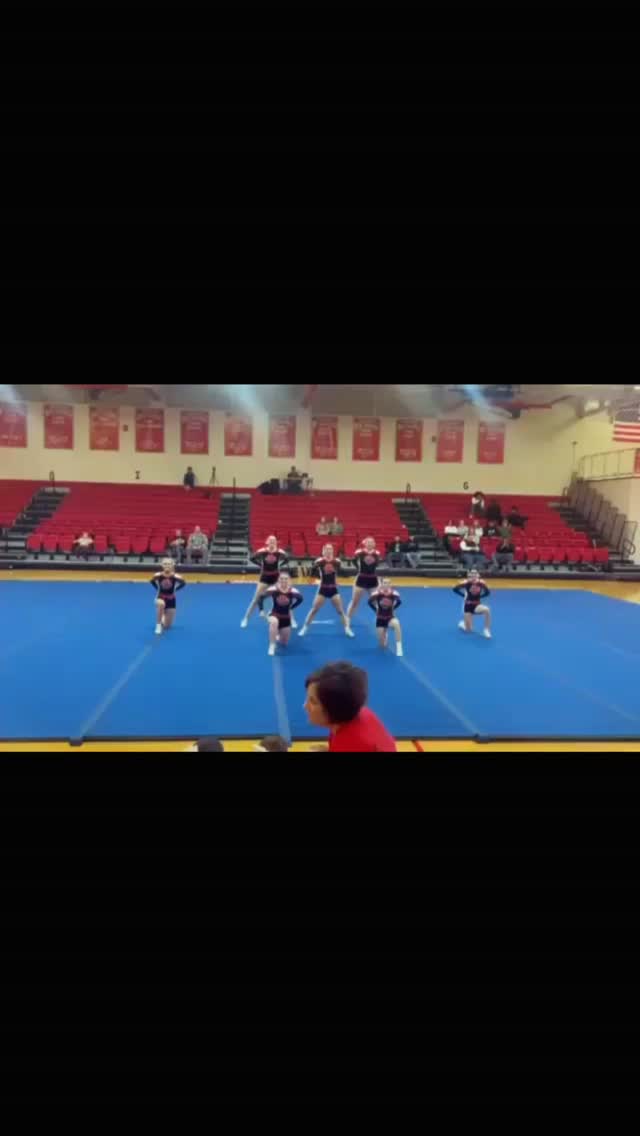This evening the Du Quoin competition cheer squad performed their ...