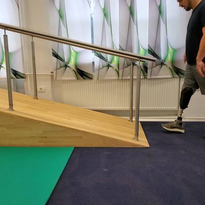 testing his new soft socket with Elan foot :D @matickerzan #prosthetics ...